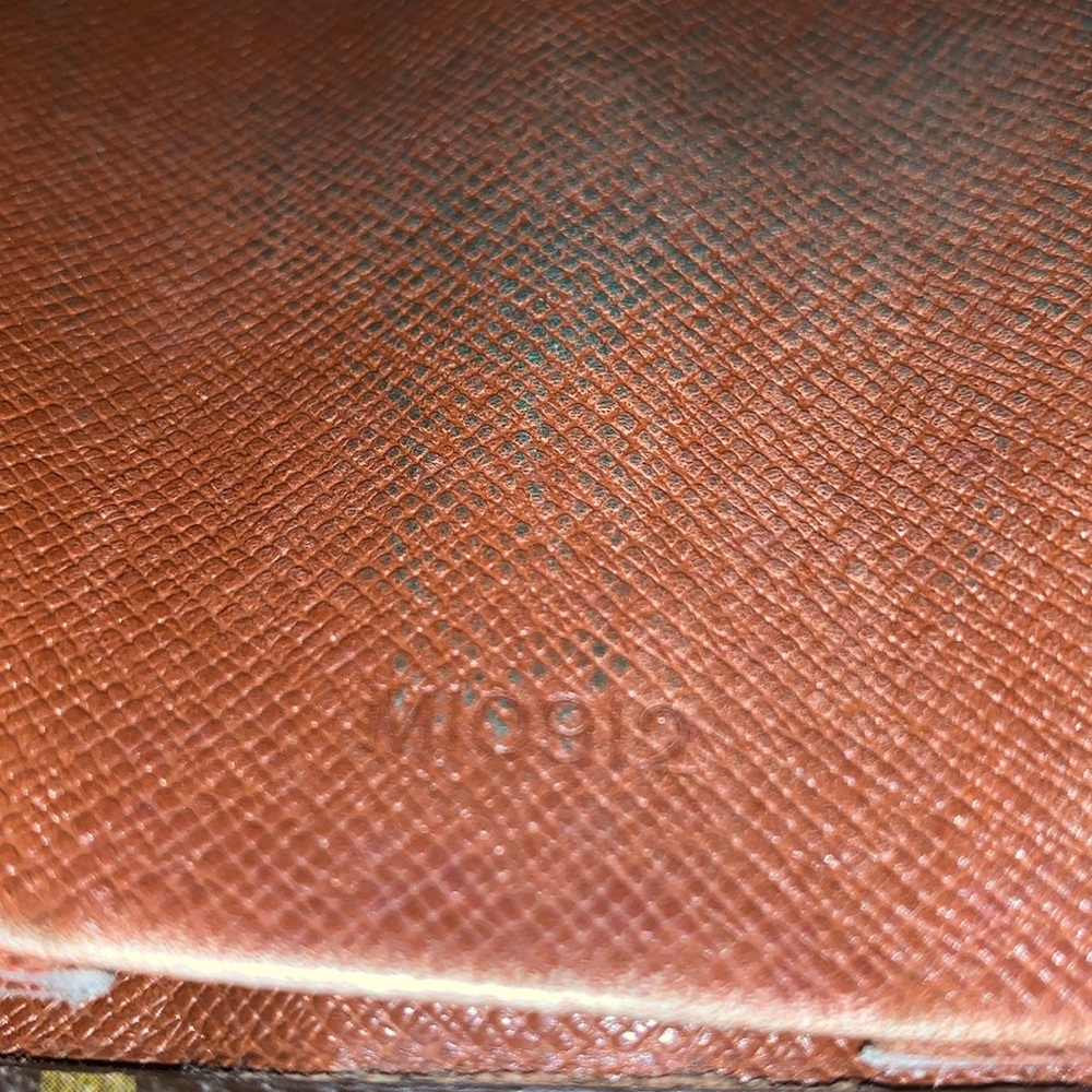 Vintage Louis Vuitton Mono Dual Snap Wallet - Picture 16 of 16